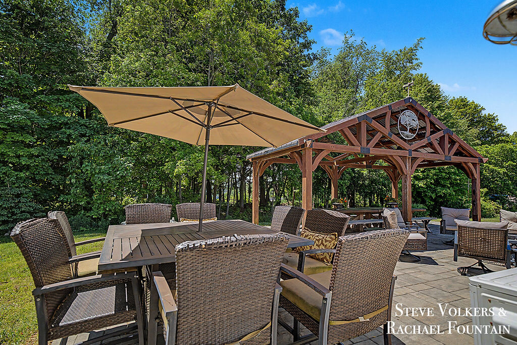 Grounds 022